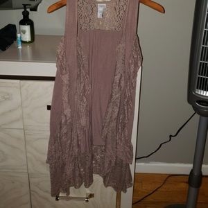Women's lace vest/duster
